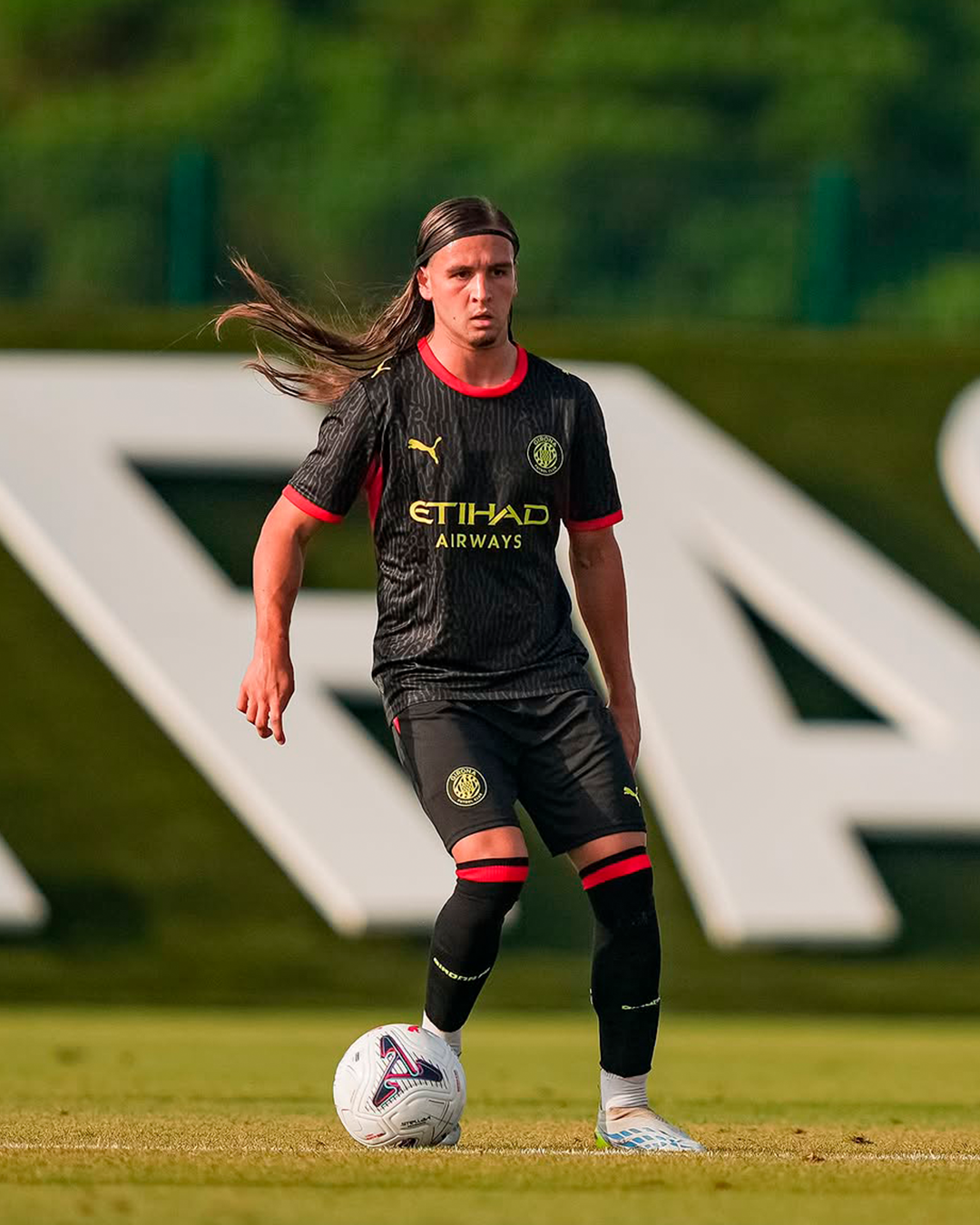 Izan González